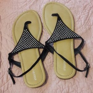 Black thong sandals with rhinestones